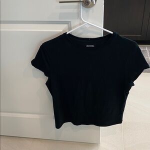 Wild Fable Black Cropped Tee